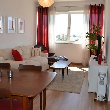 Cozy Apartament At - Cascais 아파트 에수투릴